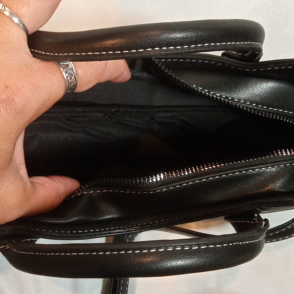 NWOT Funky Spider/Bat purse👜👜 - Picture 5 of 6